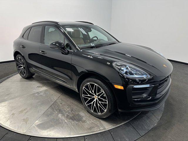 2024 Porsche Macan Base PDK