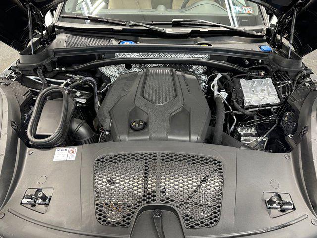2024 Porsche Macan Base PDK