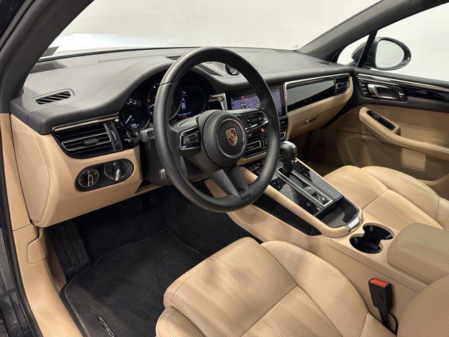 2025 Porsche Macan Macan