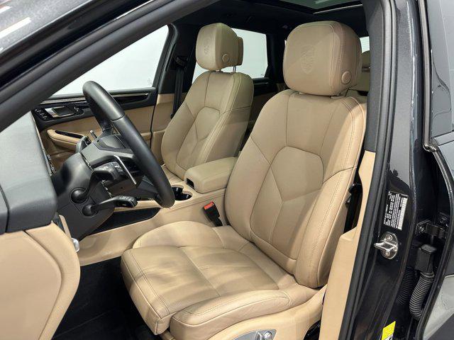 2025 Porsche Macan Macan