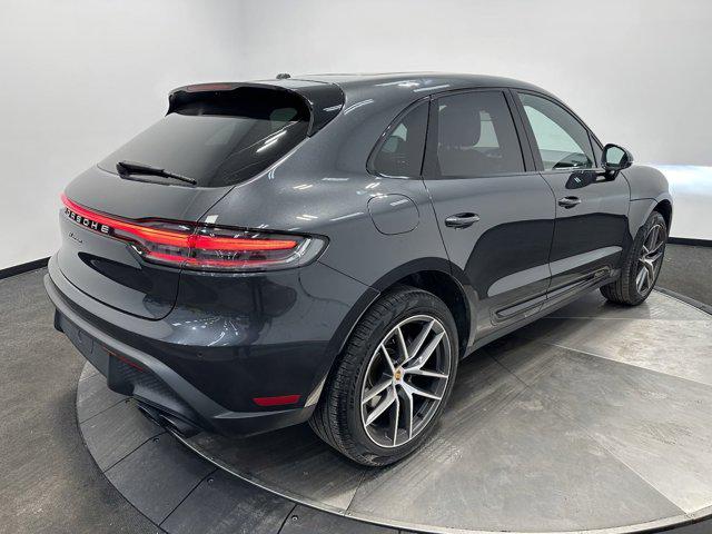 2025 Porsche Macan Macan