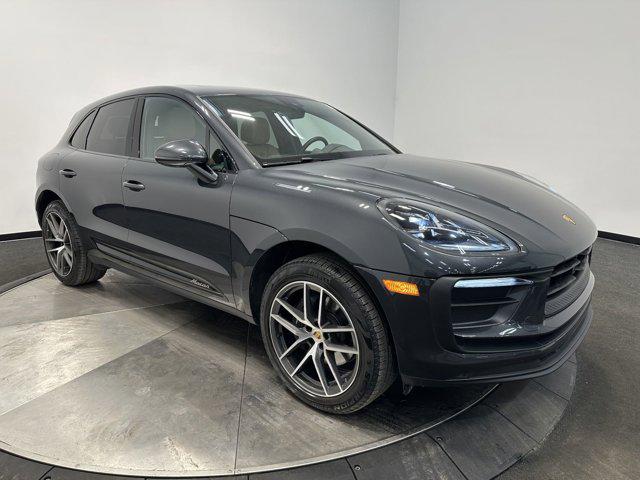 2025 Porsche Macan Macan