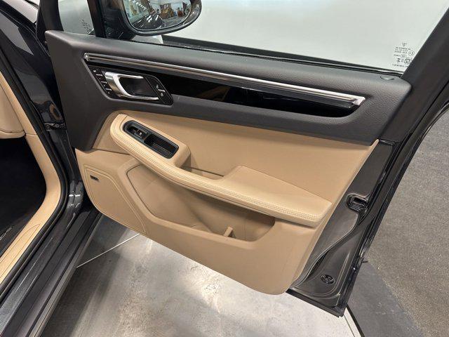 2025 Porsche Macan Macan