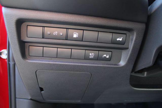 2025 Mitsubishi Outlander PHEV SE S-AWC
