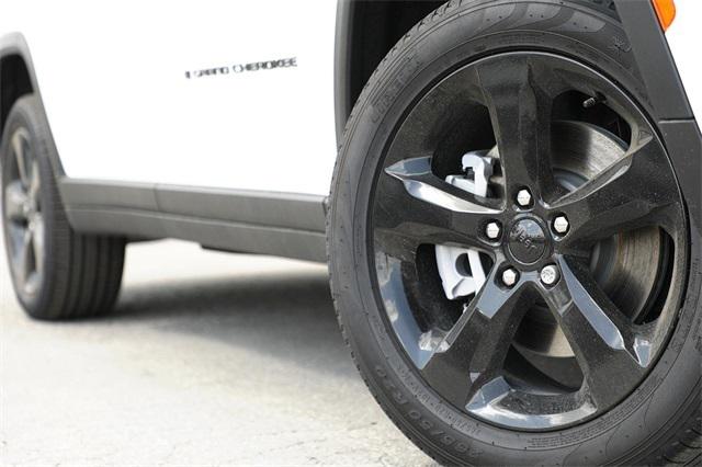 2025 Jeep Grand Cherokee GRAND CHEROKEE L LIMITED 4X2