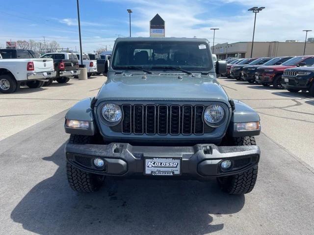 2025 Jeep Gladiator GLADIATOR NIGHTHAWK 4X4