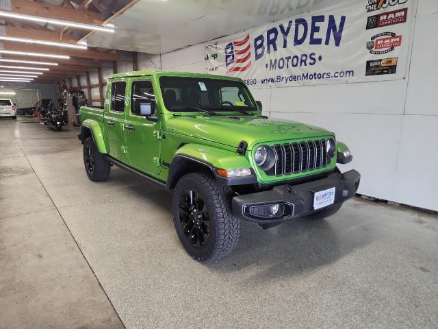 2025 Jeep Gladiator GLADIATOR NIGHTHAWK 4X4