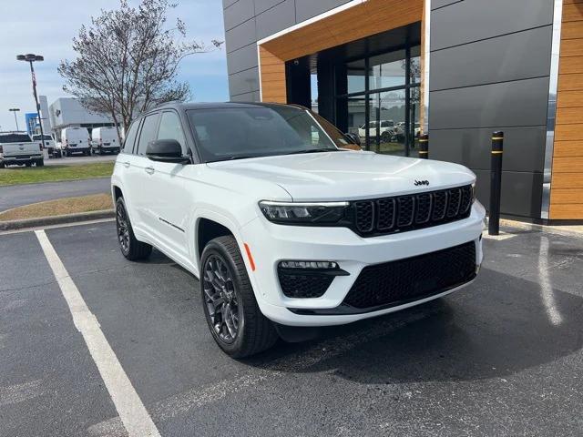 2025 Jeep Grand Cherokee GRAND CHEROKEE SUMMIT RESERVE 4X4