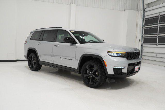 2025 Jeep Grand Cherokee GRAND CHEROKEE L LIMITED 4X2