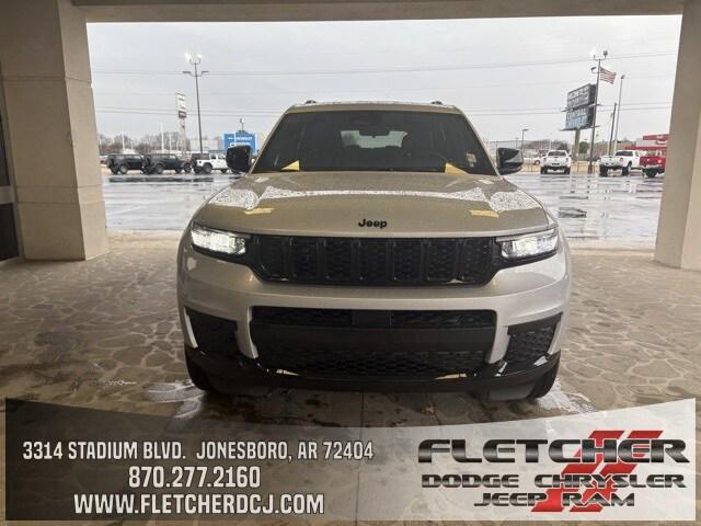 2025 Jeep Grand Cherokee GRAND CHEROKEE L ALTITUDE 4X4