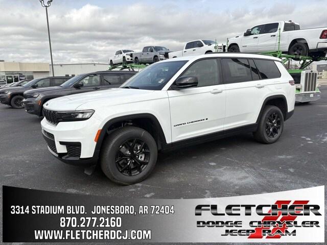 2025 Jeep Grand Cherokee GRAND CHEROKEE L ALTITUDE 4X4