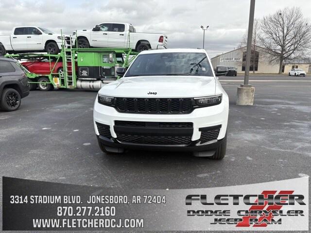 2025 Jeep Grand Cherokee GRAND CHEROKEE L ALTITUDE 4X4