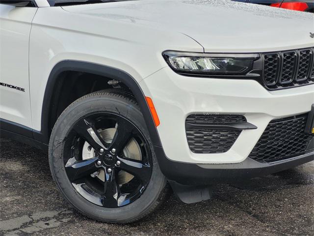 2025 Jeep Grand Cherokee GRAND CHEROKEE ALTITUDE 4X2
