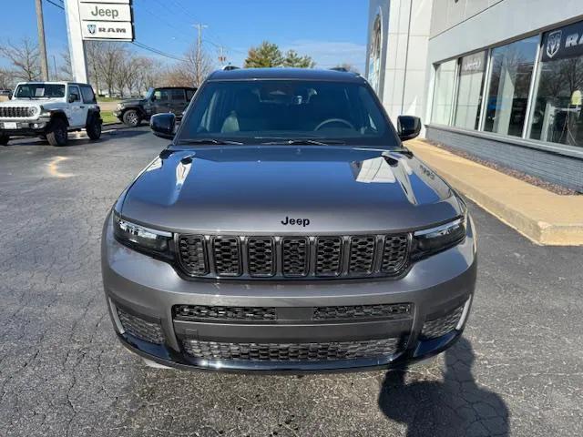2025 Jeep Grand Cherokee GRAND CHEROKEE L ALTITUDE 4X4