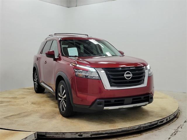 2023 Nissan Pathfinder Platinum 4WD 2023 Nissan Pathfinder Platinum 4WD