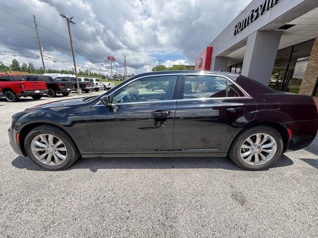 2022 Chrysler 300 Touring AWD