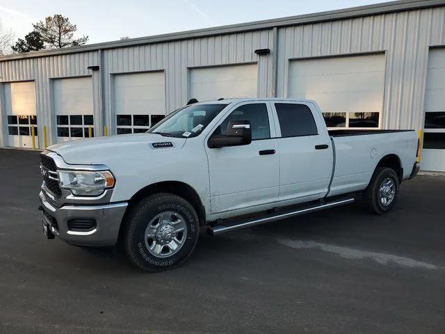 2024 RAM Ram 2500 RAM 2500 TRADESMAN CREW CAB 4X2 8 BOX