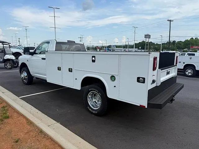 2023 Ram 3500 Tradesman/SLT