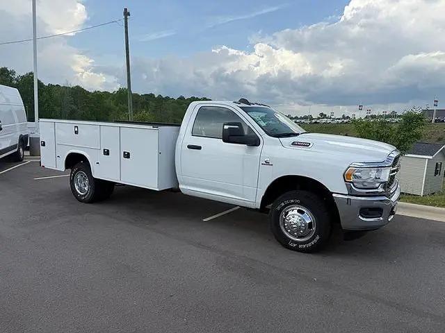 2023 Ram 3500 Tradesman/SLT