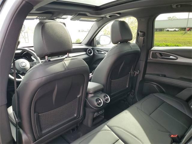 2025 Alfa Romeo Stelvio Sprint AWD