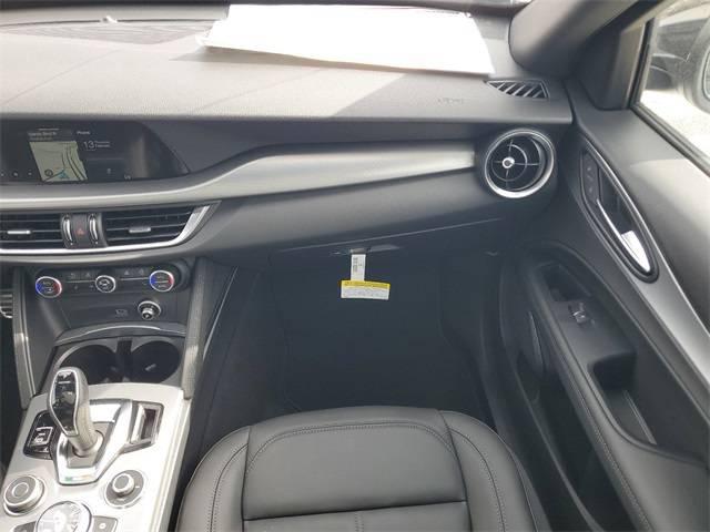 2025 Alfa Romeo Stelvio Sprint AWD