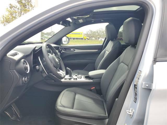 2025 Alfa Romeo Stelvio Sprint AWD