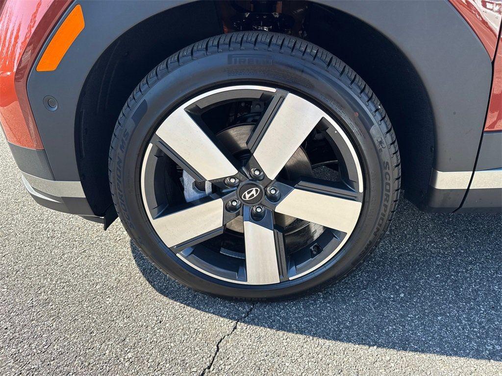 2025 Hyundai Santa Fe Limited - Photo 11