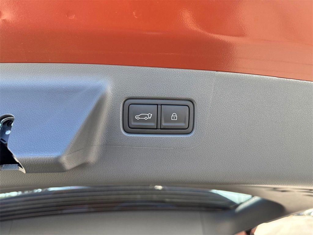 2025 Hyundai Santa Fe Limited - Photo 19