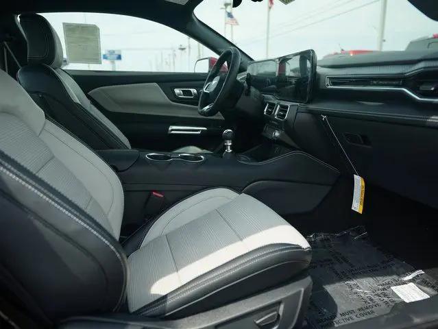 2025 Ford Mustang GT Premium Fastback