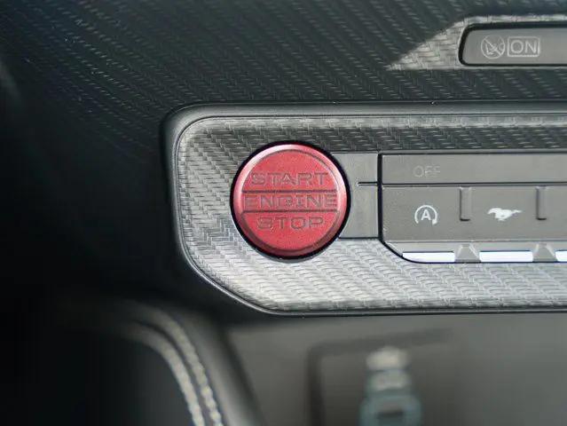 2025 Ford Mustang GT Premium Fastback