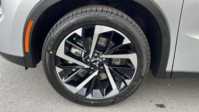 2025 Mitsubishi Outlander PHEV SE S-AWC