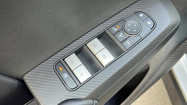 2025 Mitsubishi Outlander PHEV SE S-AWC