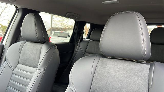 2025 Mitsubishi Outlander PHEV SE S-AWC