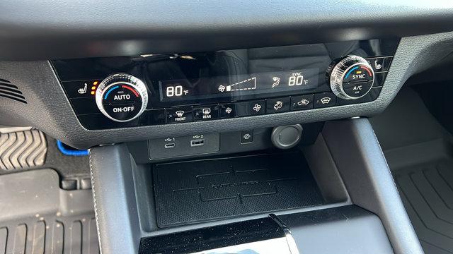 2025 Mitsubishi Outlander PHEV SE S-AWC