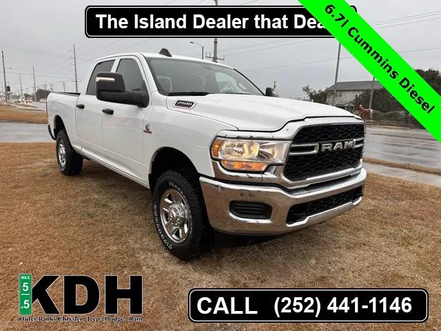 2023 RAM 2500 Tradesman Crew Cab 4x4 64 Box