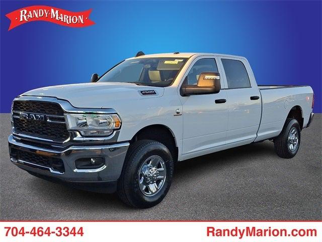 2023 RAM 2500 Tradesman Crew Cab 4x4 8 Box