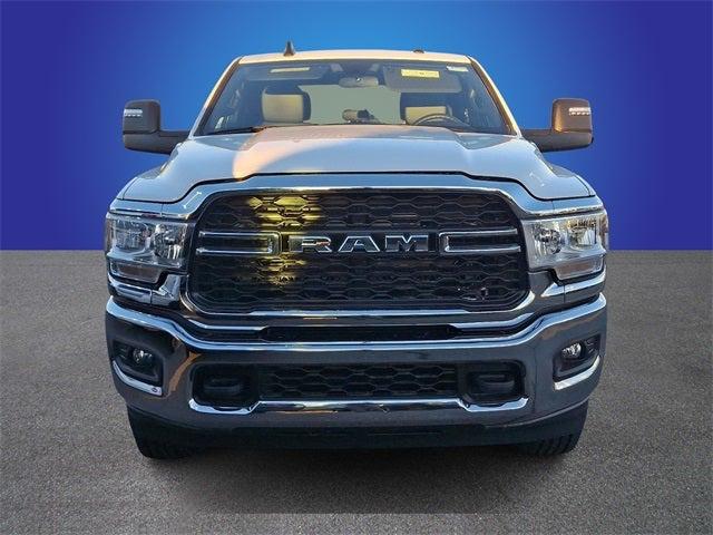 2023 RAM 2500 Tradesman Crew Cab 4x4 8 Box