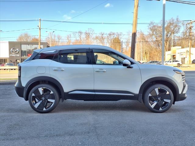 2025 Nissan Kicks SR Intelligent AWD