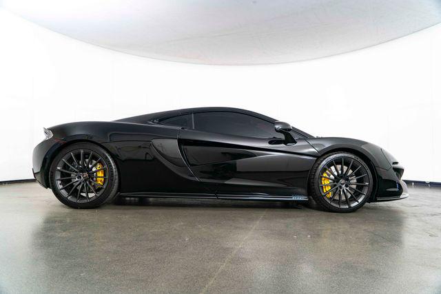 2017 McLaren 570GT Base