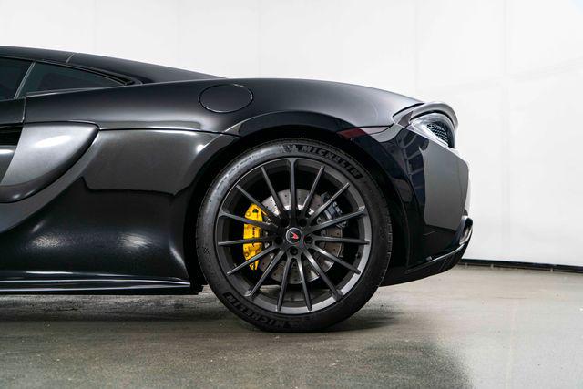 2017 McLaren 570GT Base