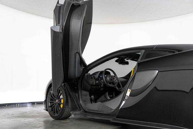 2017 McLaren 570GT Base