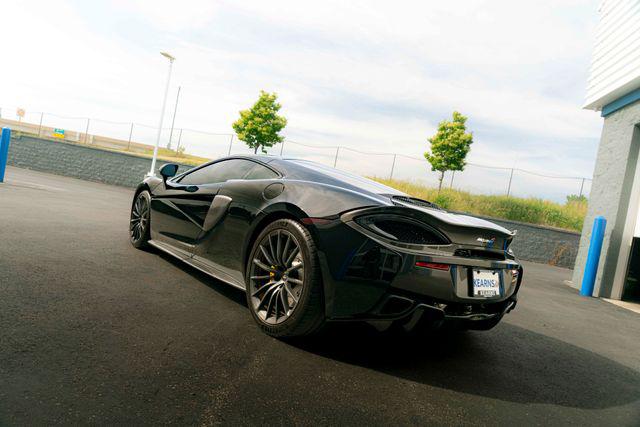 2017 McLaren 570GT Base