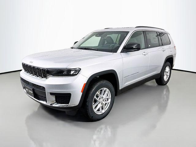 2025 Jeep Grand Cherokee GRAND CHEROKEE L LAREDO X 4X4