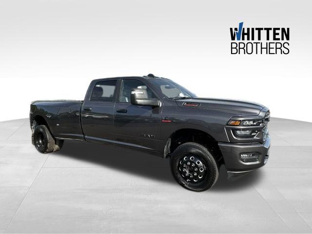 2025 RAM Ram 3500 RAM 3500 BIG HORN CREW CAB 4X4 8 BOX
