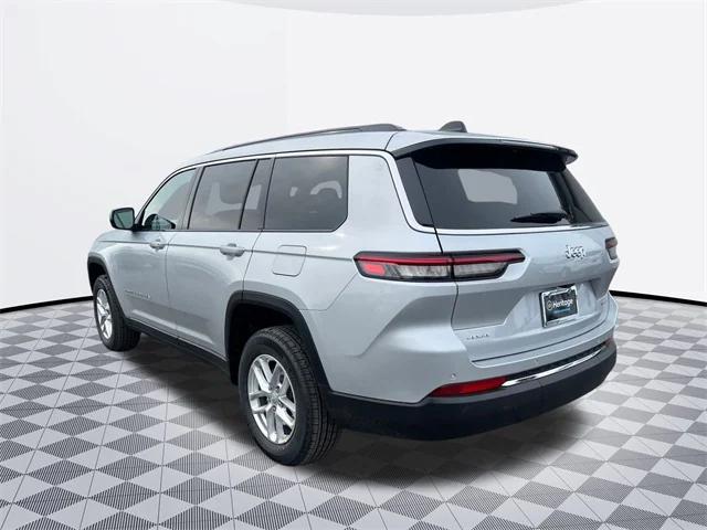 2025 Jeep Grand Cherokee GRAND CHEROKEE L LAREDO 4X4