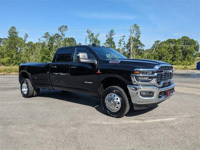 2025 RAM Ram 3500 RAM 3500 BIG HORN CREW CAB 4X4 8 BOX