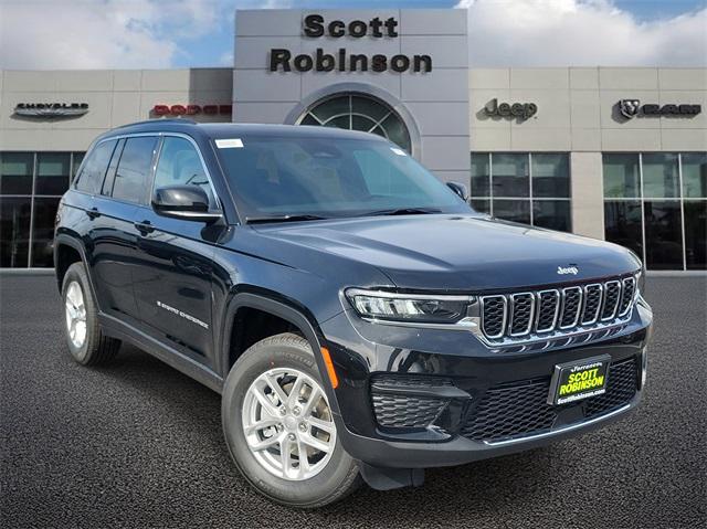 2025 Jeep Grand Cherokee GRAND CHEROKEE LAREDO X 4X2