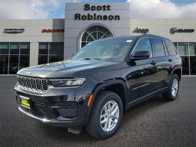 2025 Jeep Grand Cherokee GRAND CHEROKEE LAREDO X 4X2