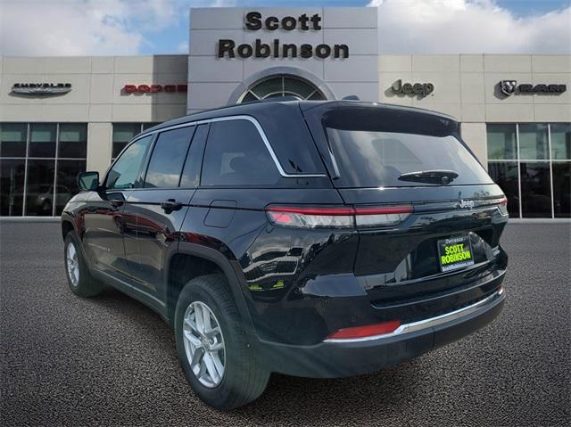2025 Jeep Grand Cherokee GRAND CHEROKEE LAREDO X 4X2