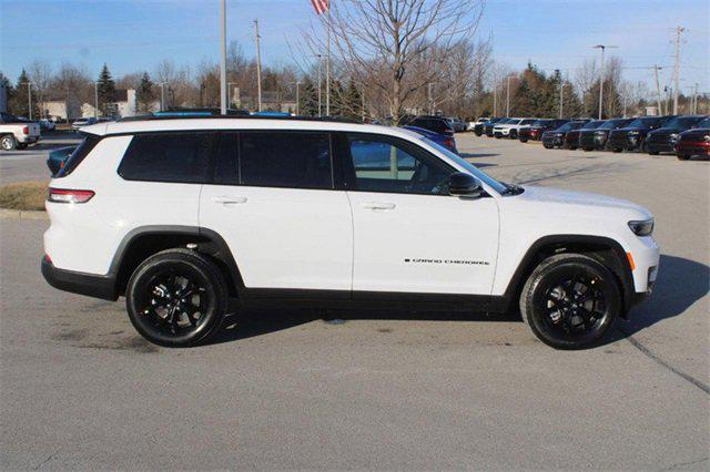 2025 Jeep Grand Cherokee GRAND CHEROKEE L ALTITUDE X 4X4